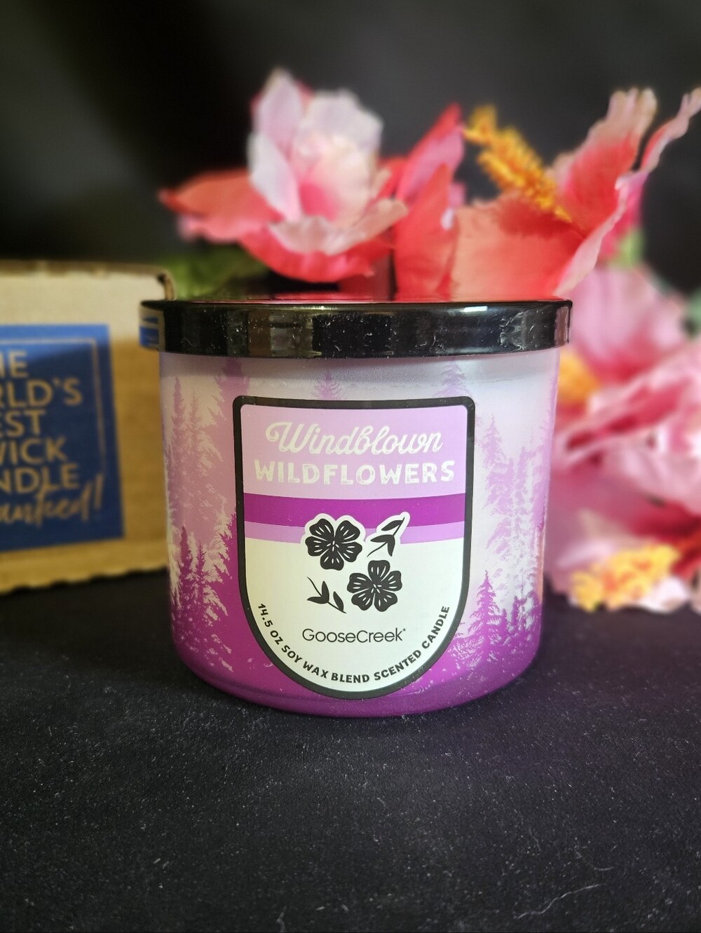 NWT Goose Creek Windblown Wildflowers 3-wick Candle - Pink, Black